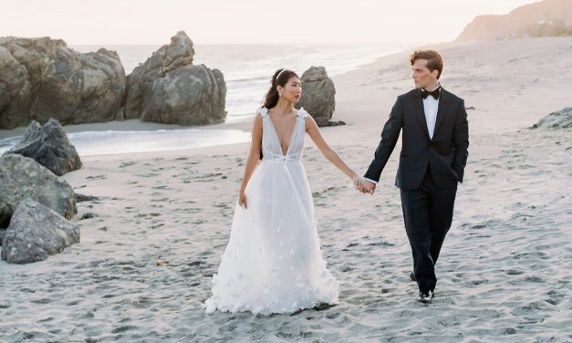 This ethereal Malibu wedding inspiration is perfect for beach brides