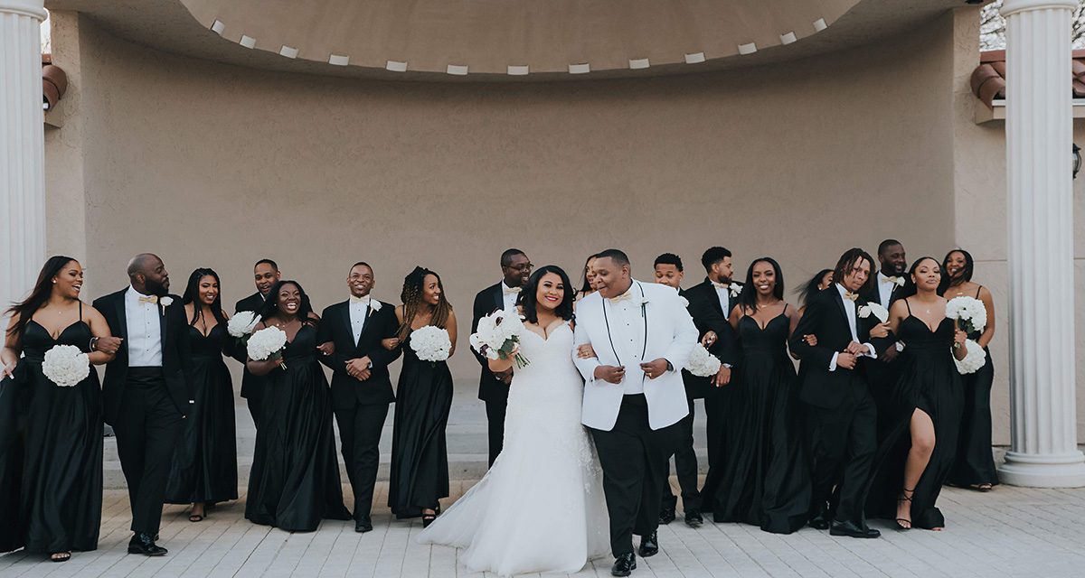 Classically Chic White and Black Wedding in Texas