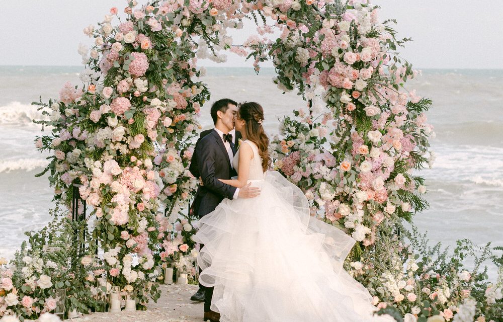 Lush Beach Garden Wedding with a Twinkle Lit Reception ⋆ Ruffled