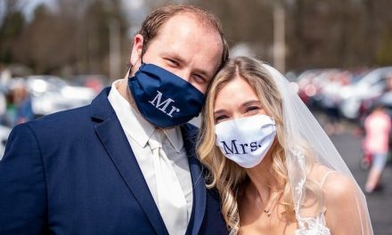 The Ultimate Guide to Finding the Perfect Wedding-Day Mask