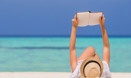 20 Best Beach Reads: Awesome Books for Your Honeymoon : Best Beach Reads